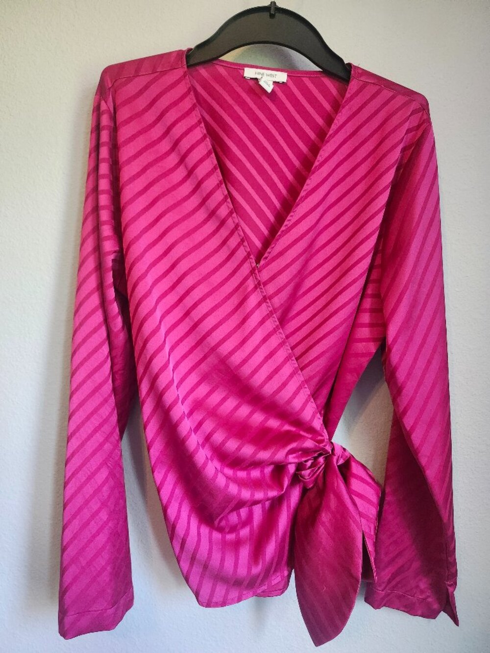 Nine West Women’s L Hot Pink Fuchsia Satin Striped Wrap Tie Waist Blouse